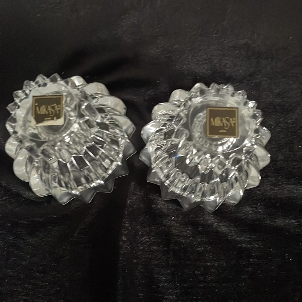 Pair of Mikasa candle holders - Picture 6 of 6